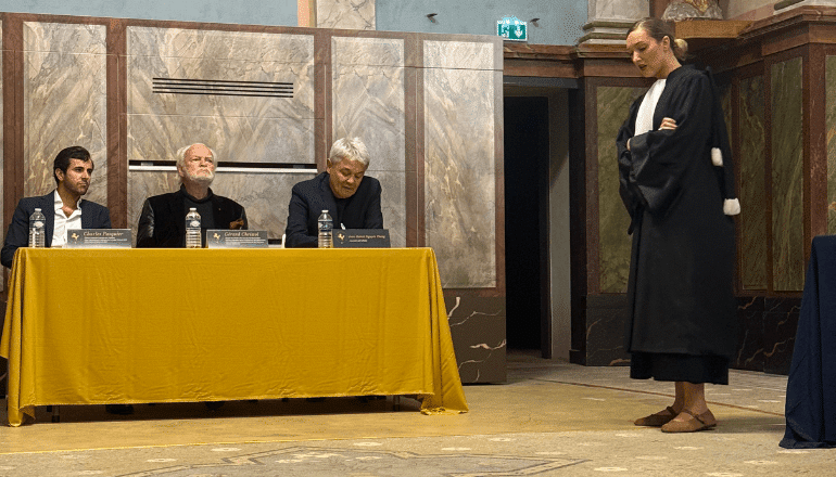 La corrida sur le banc des accusés